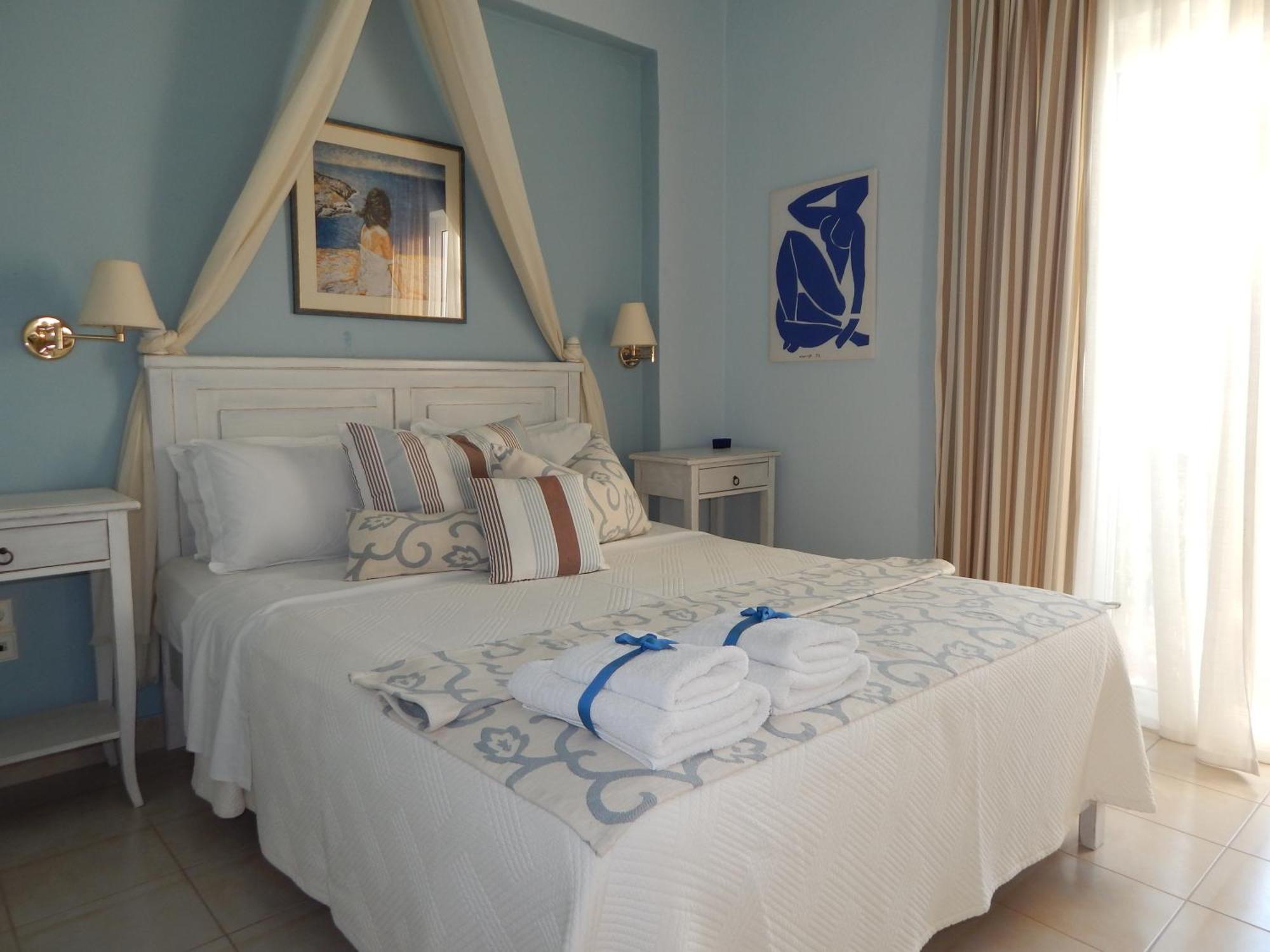 Palmina Mare Villa And Studios Paralia Vrachou Exterior photo