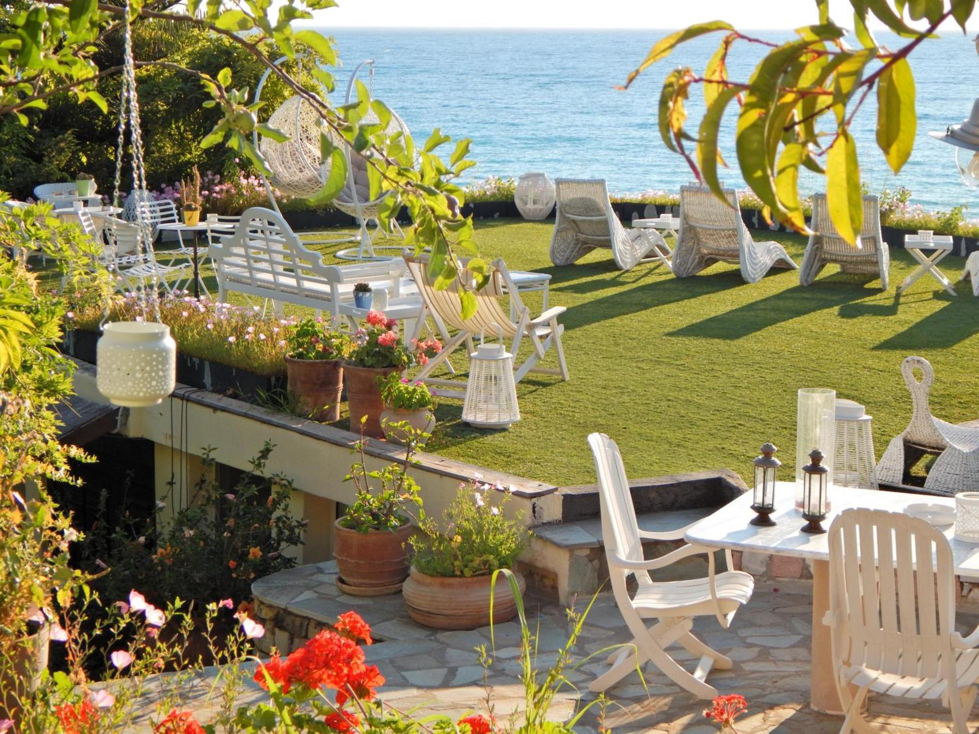 Palmina Mare Villa And Studios Paralia Vrachou Exterior photo