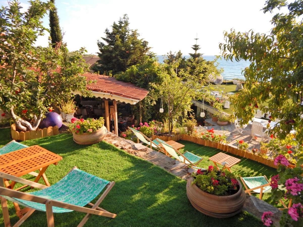 Palmina Mare Villa And Studios Paralia Vrachou Exterior photo